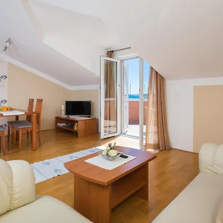 Anita Apartment