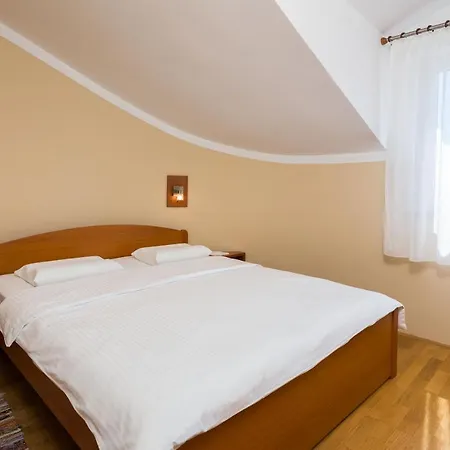 Anita Apartment